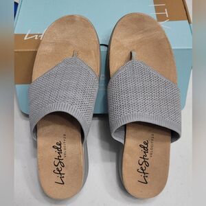 LifeStride Poolside Velocity 2.0 Grey Thong Sandal Womens Size 7.5